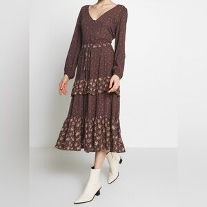 American Eagle Outfitters Brown Floral Maxi Dress